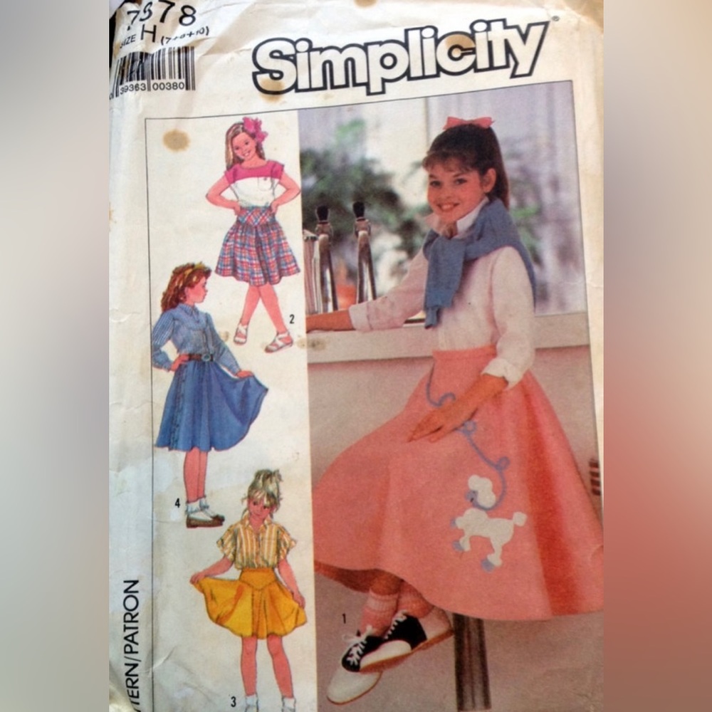 Simplicity 7878 Patterns Appliqué Sizes 7 10 UnCut Skirt 3 Length +Poodle Skirt